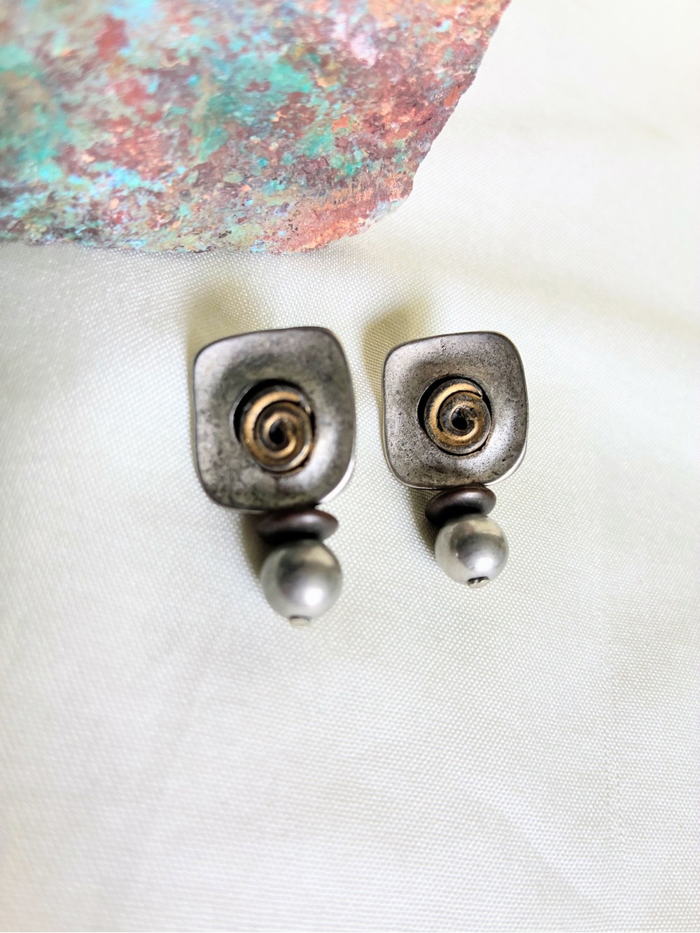 Norma Jean vintage earrings Silver Tone and gold Tone spiral earrings 
#boho